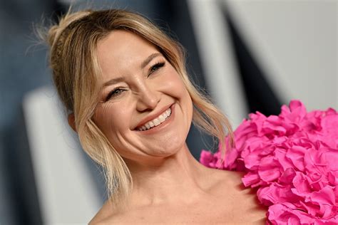 kate hudson tits|‘Summer ready’ Kate Hudson poses topless by the pool